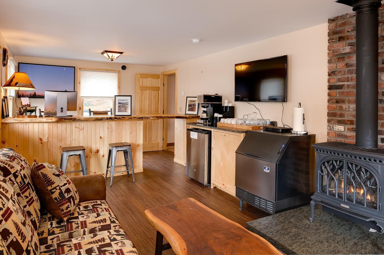 Cobble Mountain Inn 2*